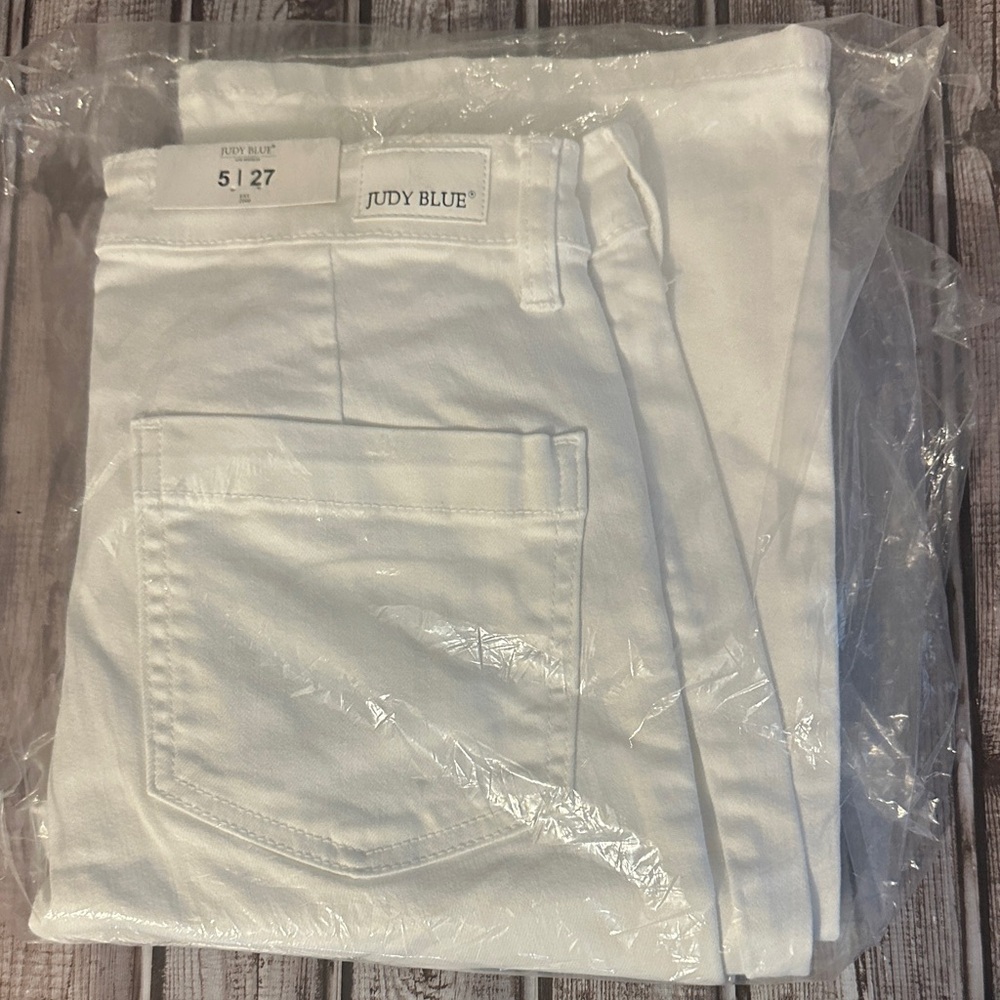 Judy Blue Crisp White Denim